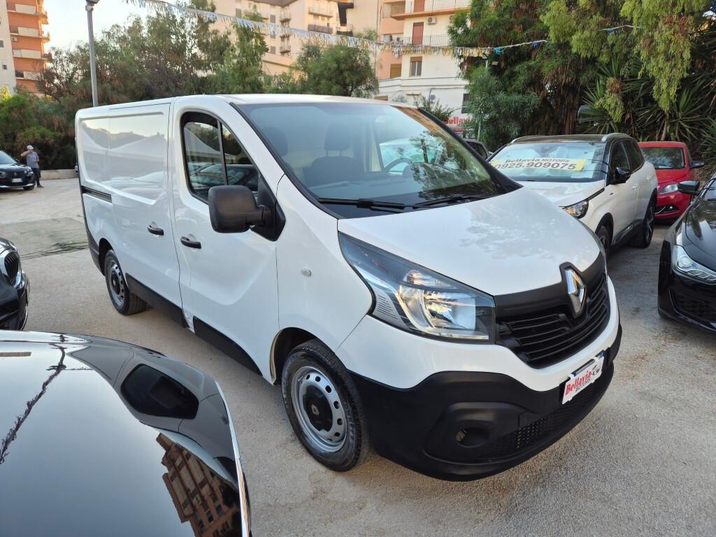 Renault Trafic 1.6 dci 120cv 3 posti L1 H1