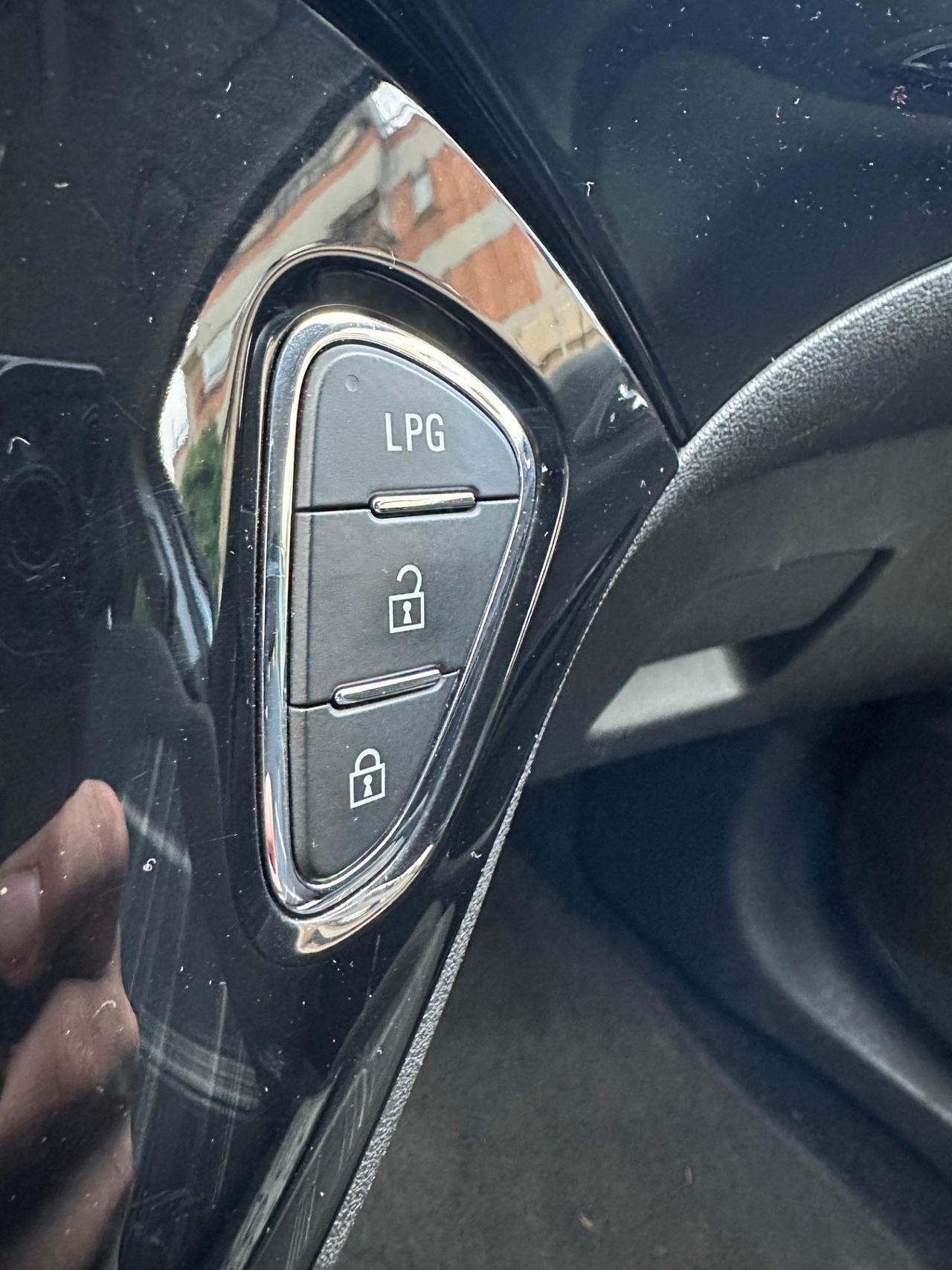 Opel Corsa GPL euro 6