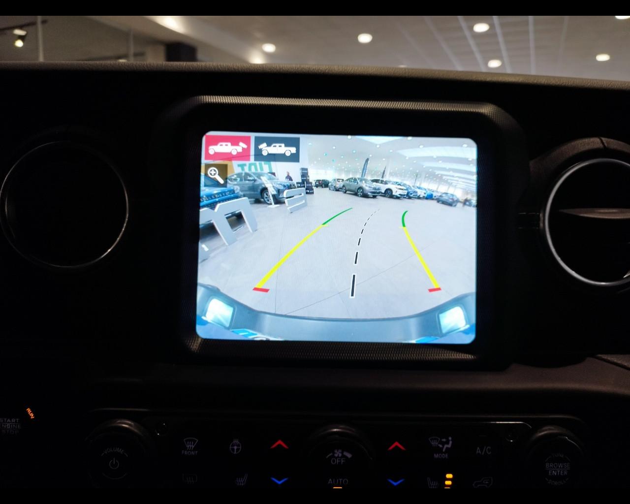 JEEP Gladiator 3.0 V6 Overland 4wd auto