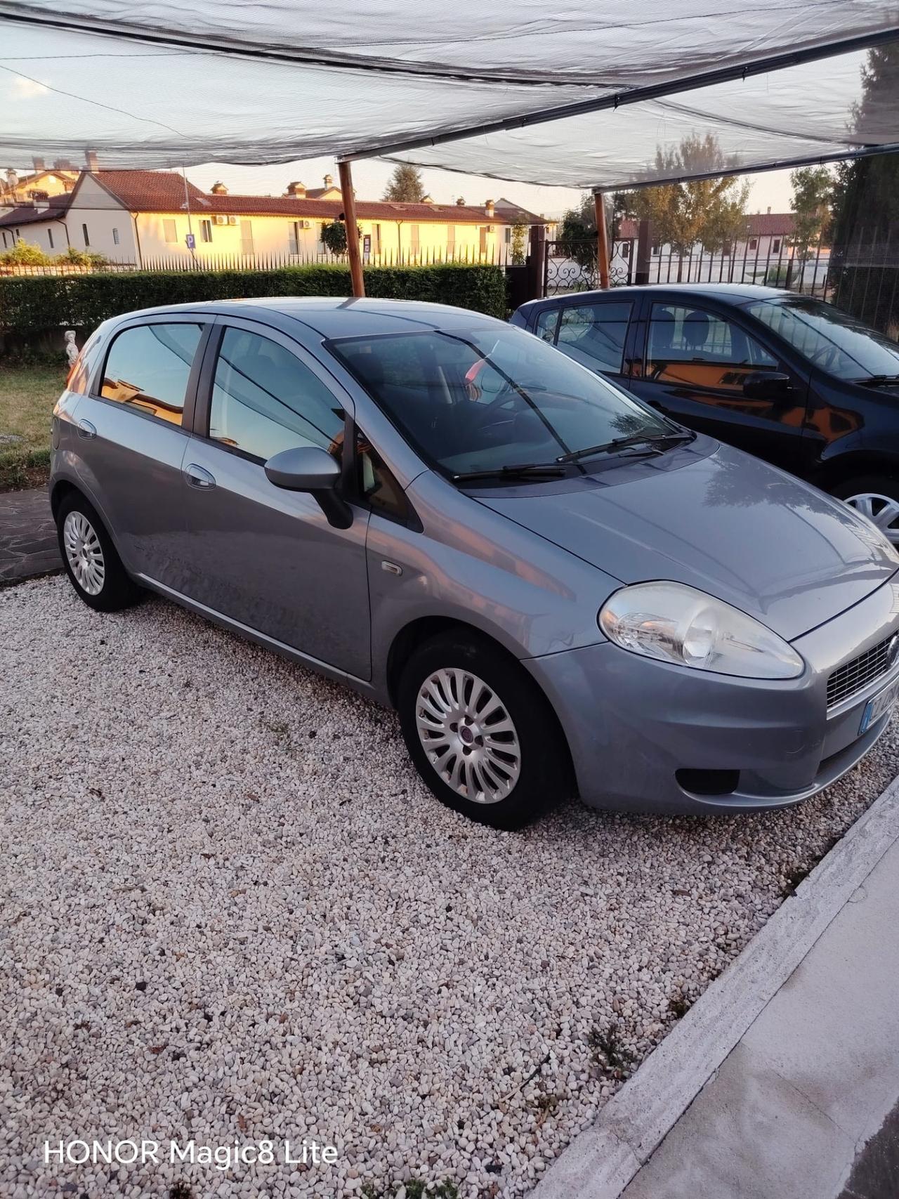 Fiat Grande Punto 1.3 MJT 75 CV
