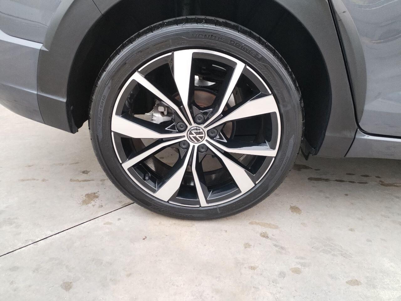 Volkswagen Taigo 1.0 TSI 110 CV DSG R-Line