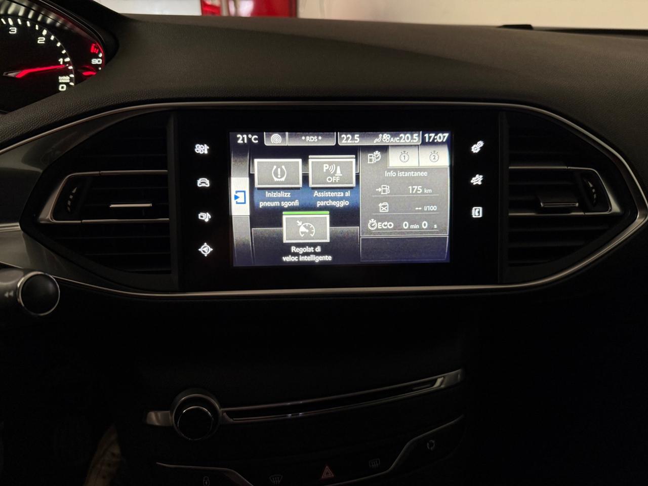 Peugeot 308 BlueHDi 150 S&S EAT6 SW Allure