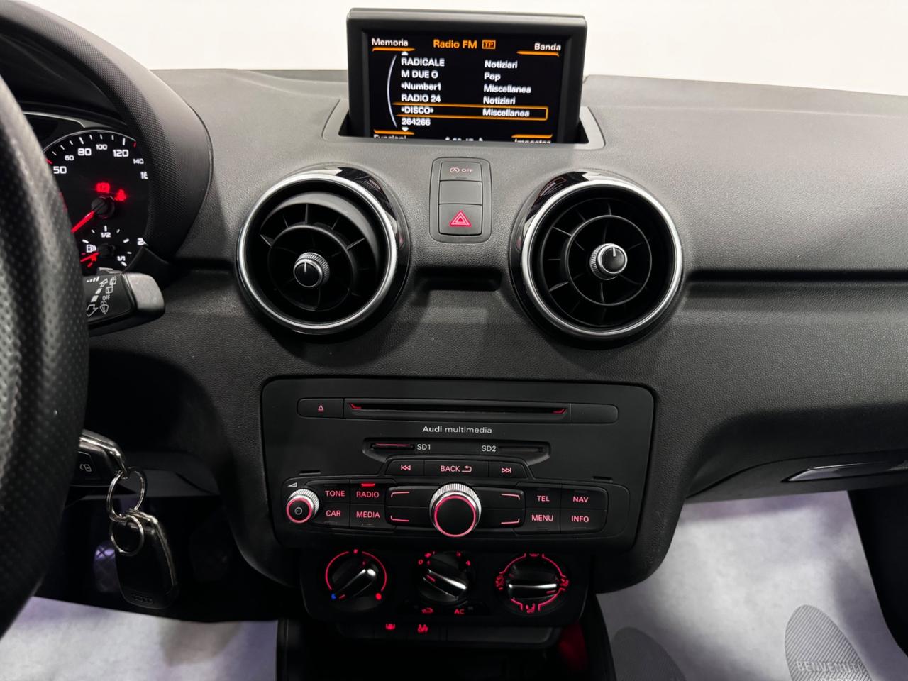 Audi A1 1.6 TDI S line edition plus