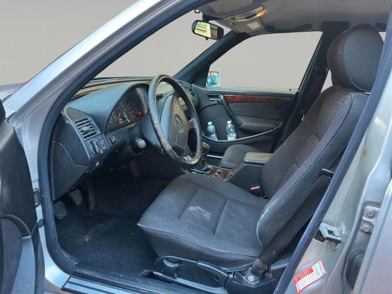 MERCEDES Classe C (W/S202) C 200 Kompressor c...