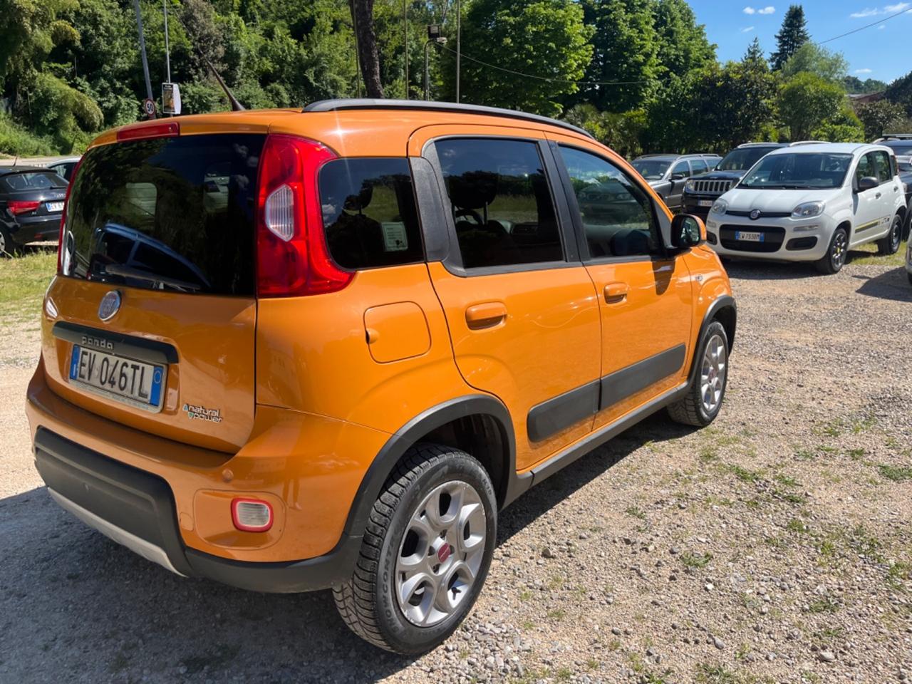 Fiat Panda 0.9 TwinAir Turbo Natural Power Trekking