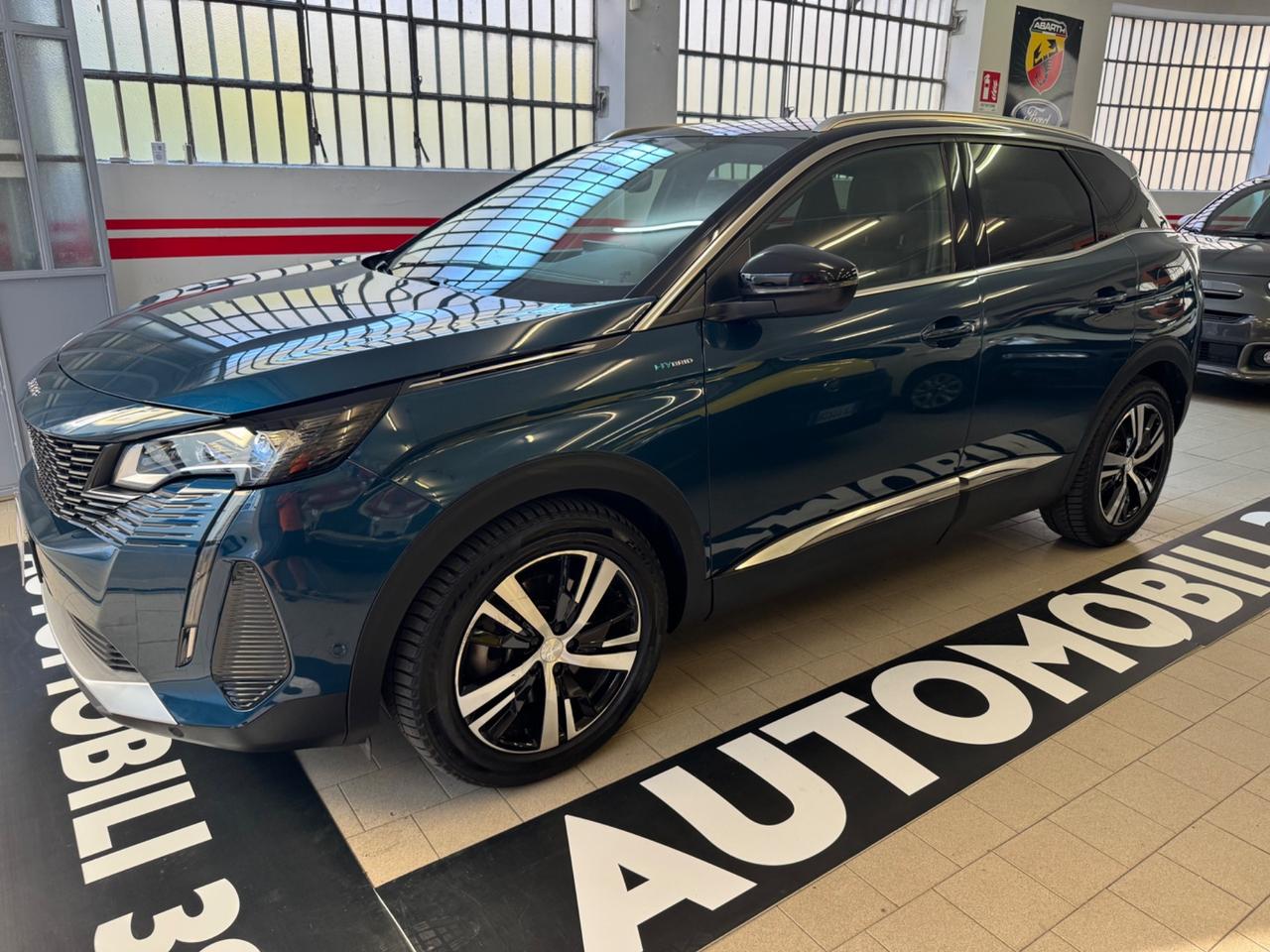 Peugeot 3008 Hybrid 225 e-EAT8 GT