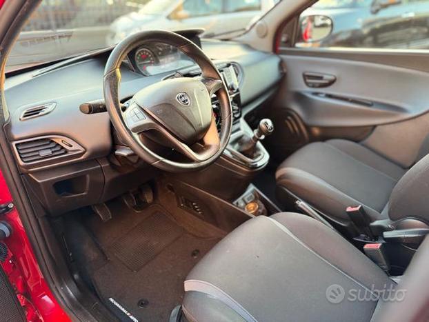 LANCIA Ypsilon 1.2 69 CV 5 porte GPL Ecochic Gol