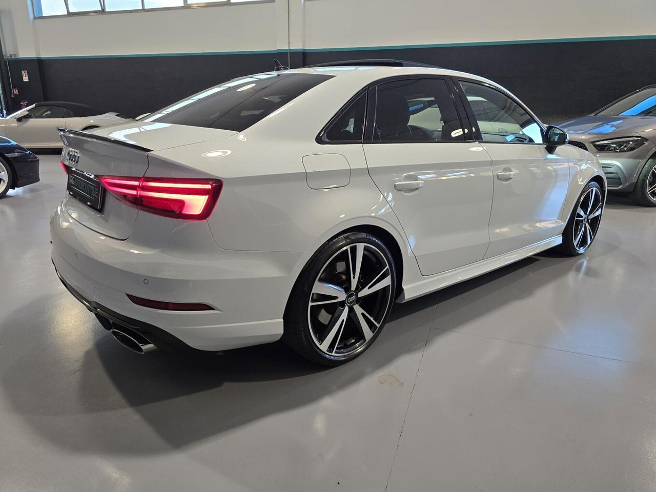 Audi RS 3 Sedan SCARICHI RS/TETTO/ALCANTARA