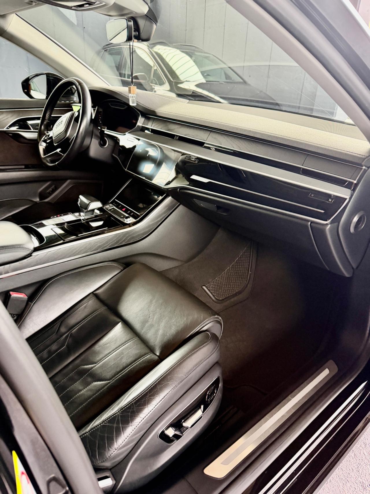 Audi A8 50 TDI 3.0 quattro tiptronic