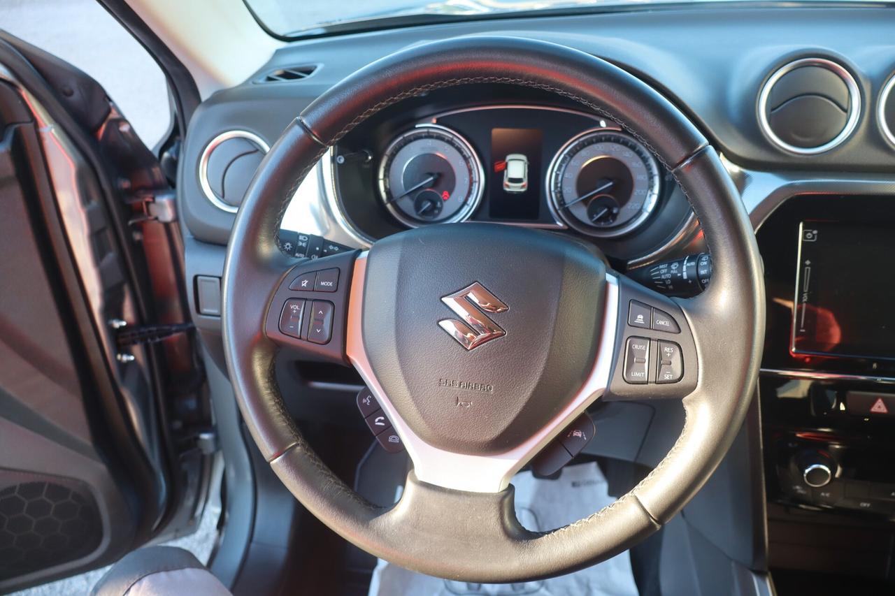Suzuki Vitara 1.4 Hybrid Top