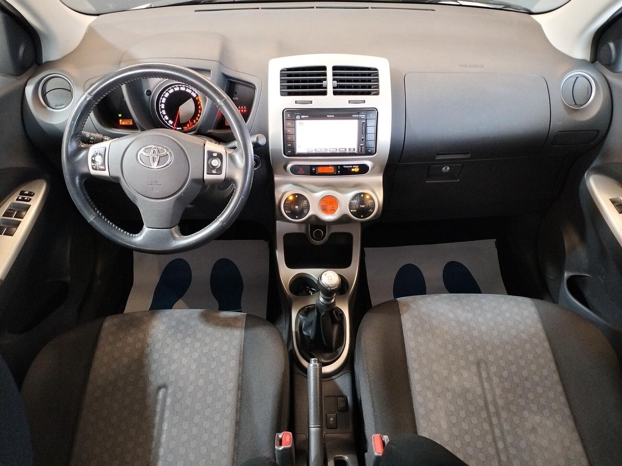 Toyota Urban Cruiser 1.3 vvt-i Dual Luxury - NEOPATENTATI