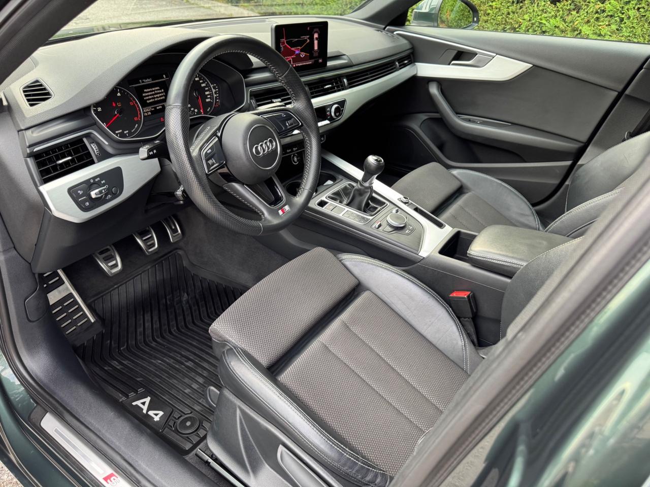 Audi A4 S-line