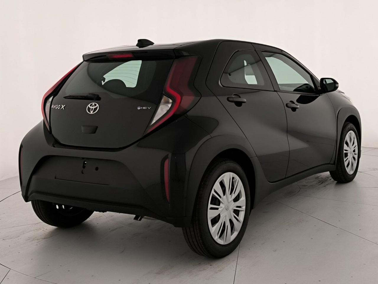 Toyota Aygo x 1.5 hybrid e-cvt
