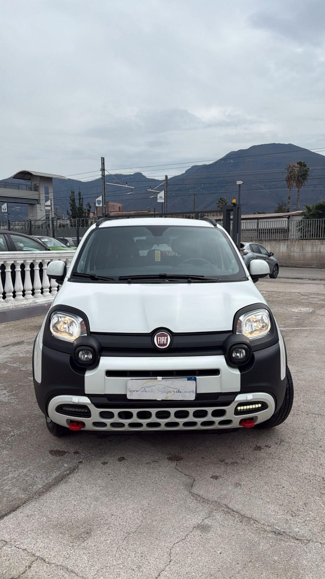 Fiat Panda Cross 1.0 FireFly S&S Hybrid