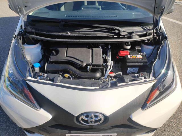 TOYOTA Aygo 1.0 VVT-i 69 CV 5 p. km 37000 ok neopatentati