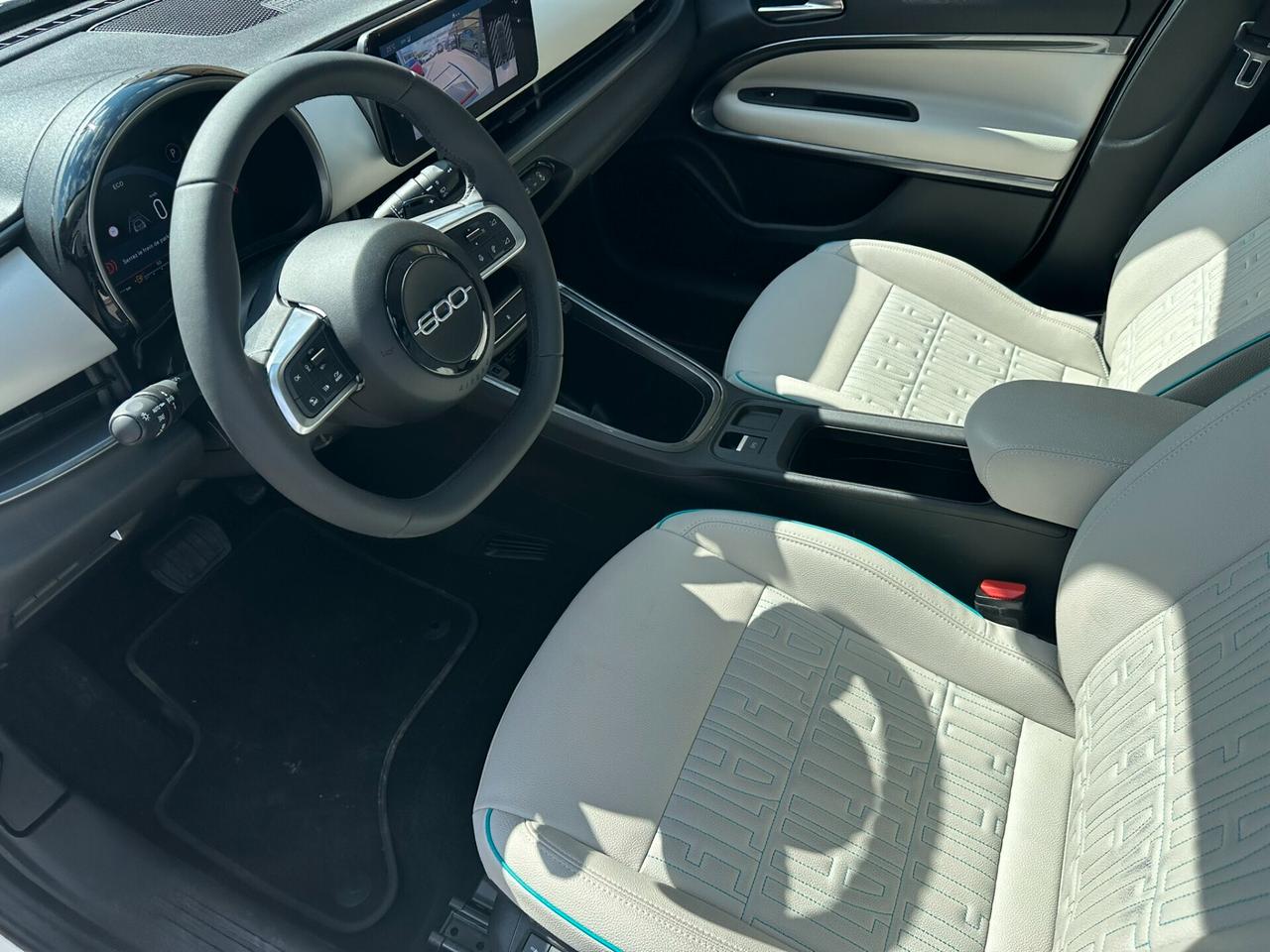 Fiat 600 Hybrid 110 CV DCT MHEV La Prima