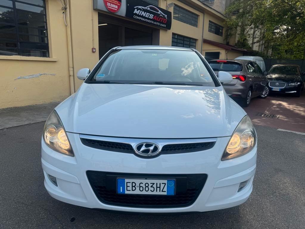 Hyundai i30 1.4 16V 109CV 5p. BlueDr. GPL Active