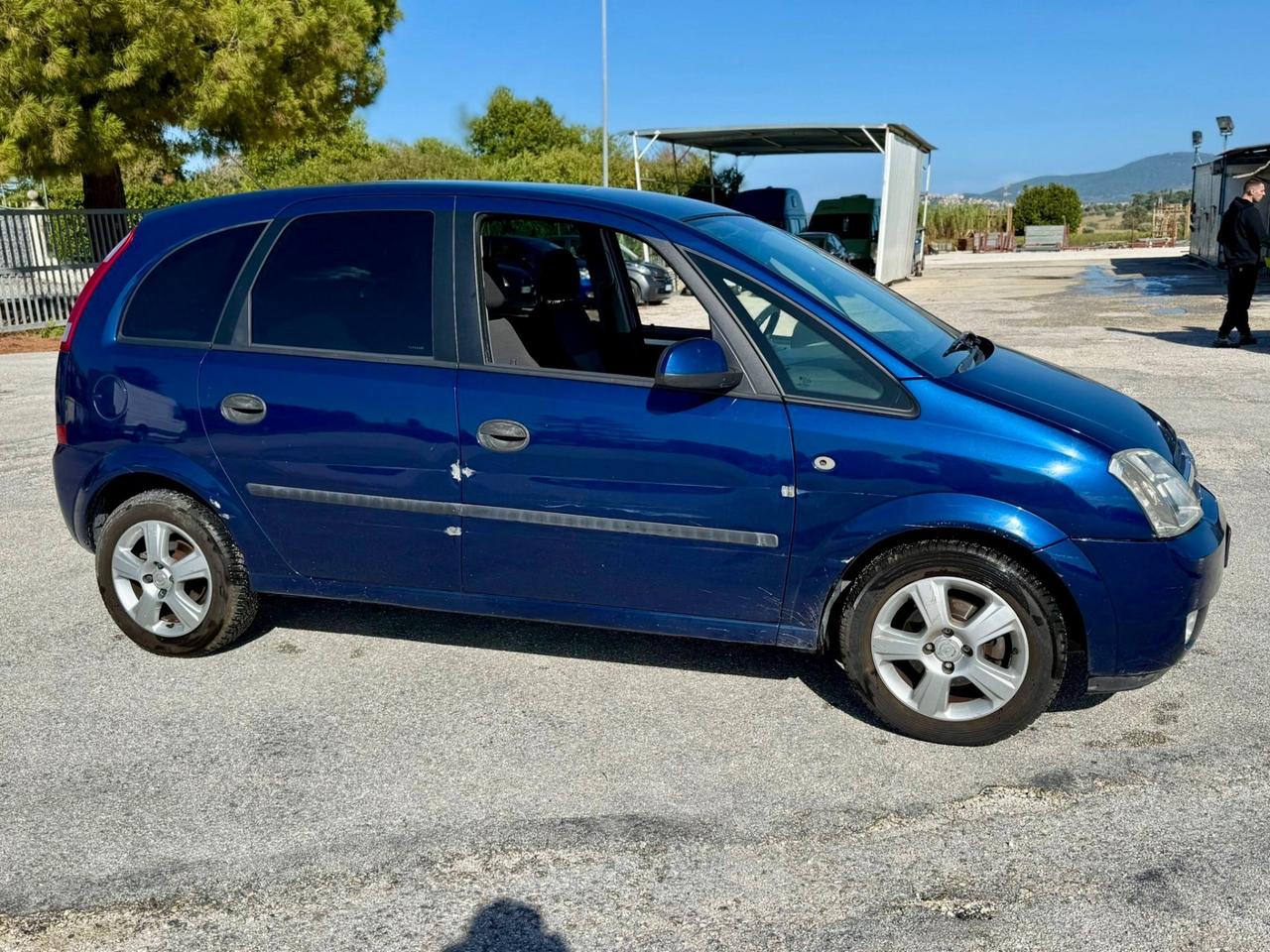 Opel Meriva 1.4 Benzina neopatentati uniproprietario
