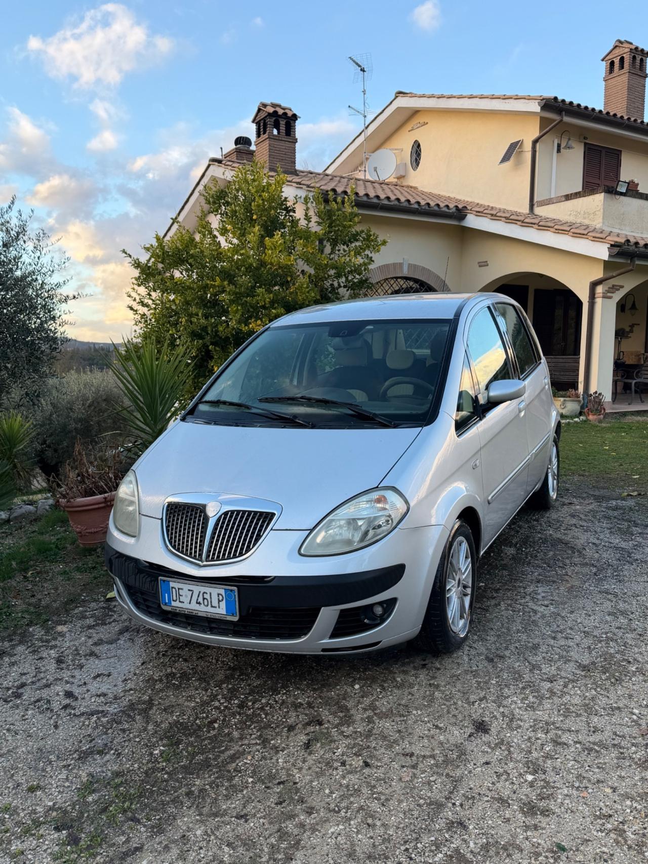 Lancia MUSA 1.3 Multijet 16V Oro