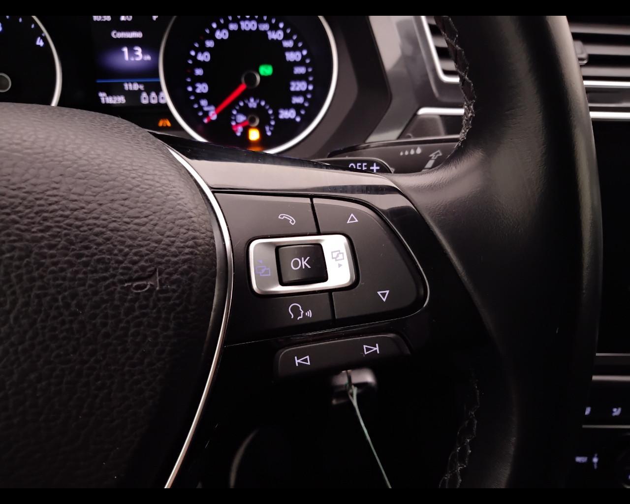 VOLKSWAGEN Tiguan II 2016 - Tiguan 2.0 tdi Business 150cv dsg