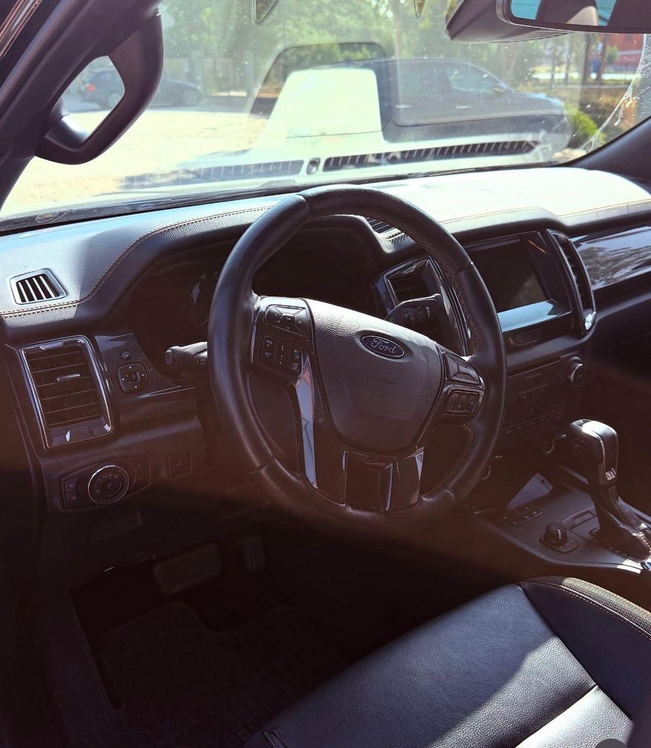 Ford Ranger 2.0 TDCi 213CV DC Wildtrak 5 posti