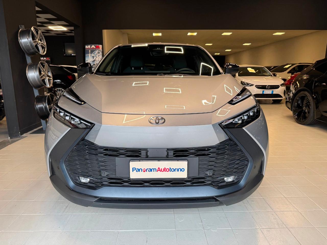 TOYOTA C-HR (2023-->) C-HR 1.8 HV Trend
