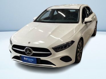 Mercedes Classe A 180 180 D Advanced 8G-DCT
