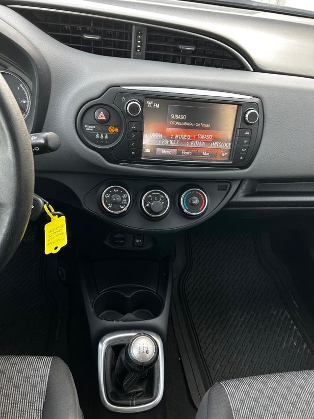 TOYOTA Yaris 1.0 5 porte Active NEO PATENTATO