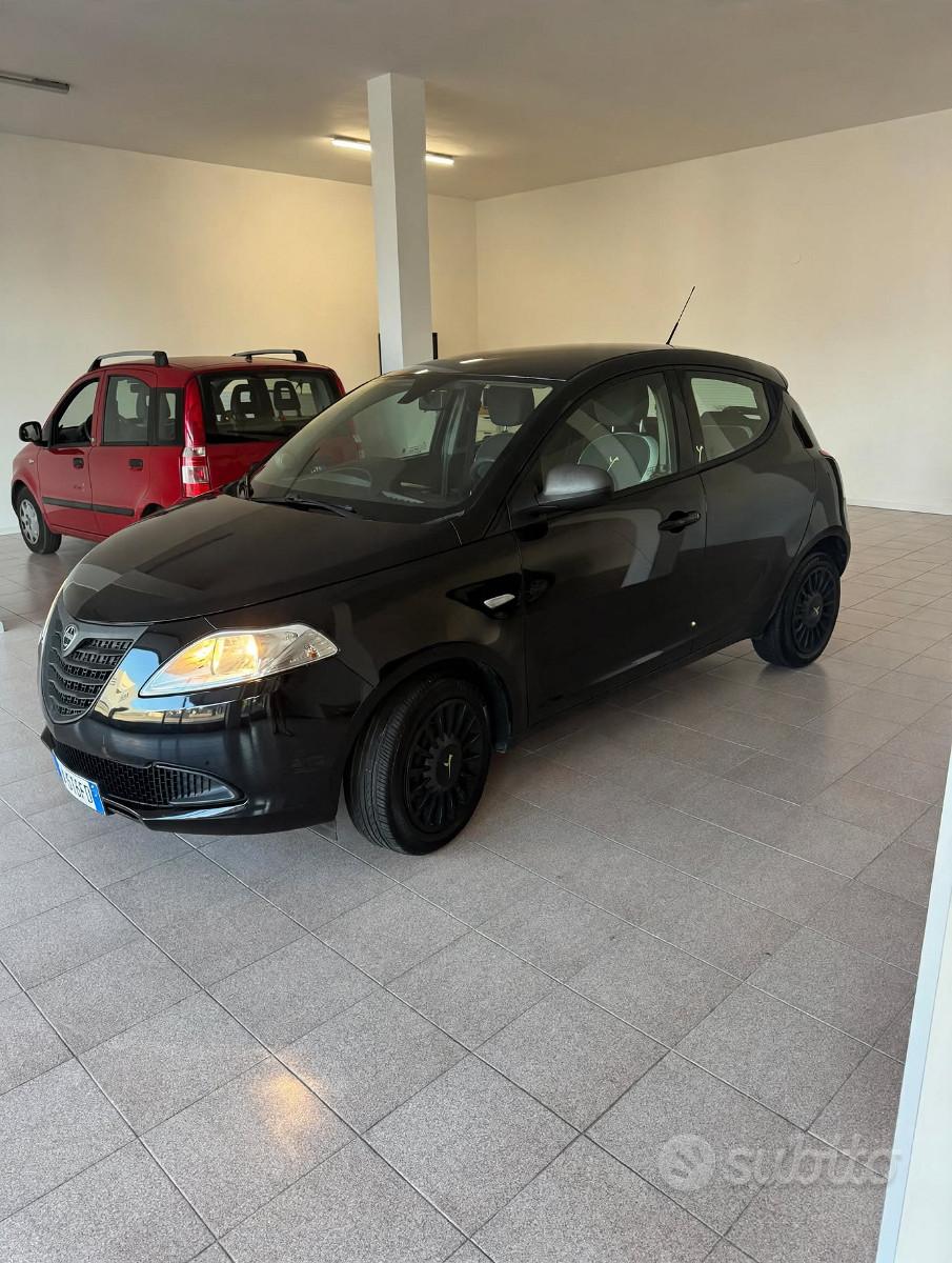 Lancia ypsilon.1.2 Elefantino 86.700