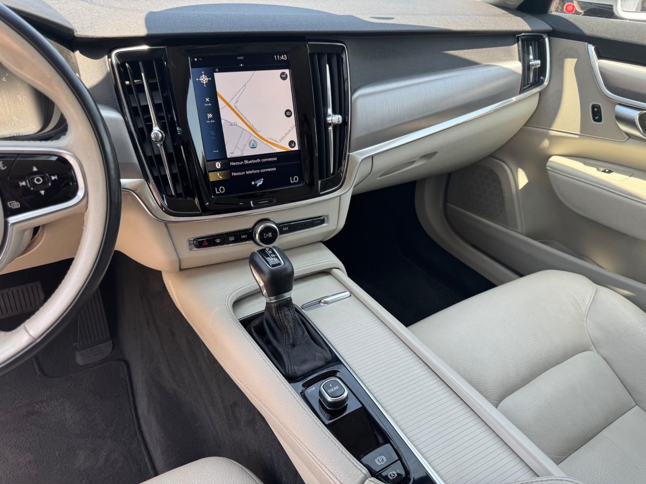 Volvo V90 D4 Geartronic R-design FULL SERVICE VOLVO
