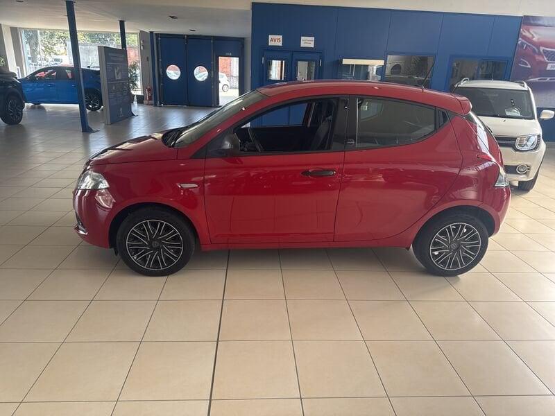 Lancia Ypsilon Ypsilon 1.0 FireFly 5 porte S&S Hybrid Ecochic Silver