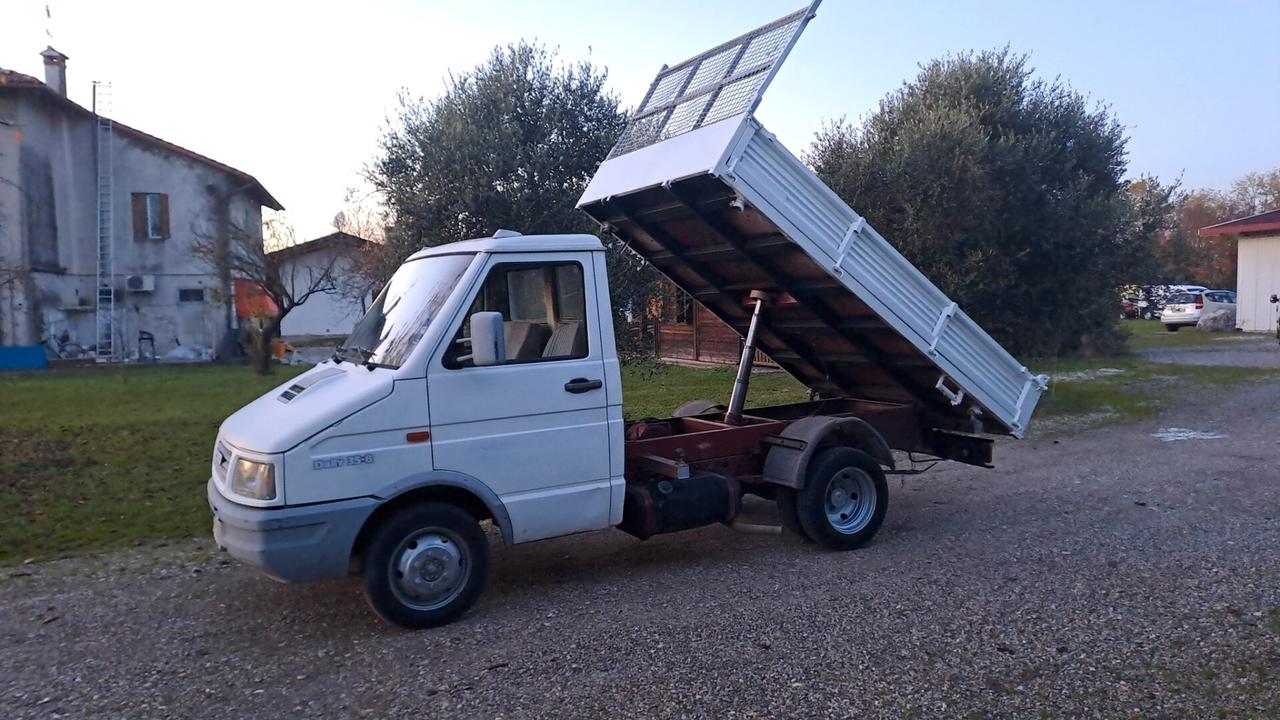 Iveco daily 35-8 RIBALTABILE tri laterale POCHI KM