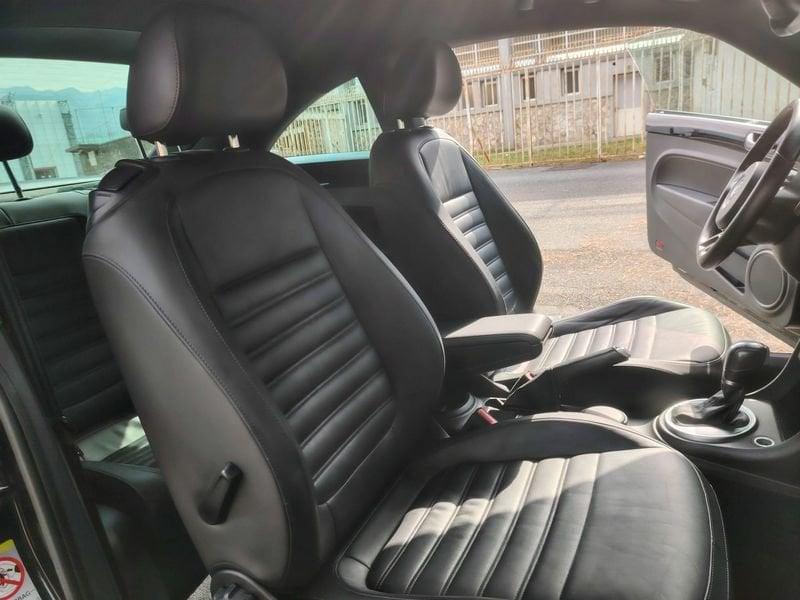 Volkswagen Maggiolino Maggiolino 2.0 TSI DSG Sport