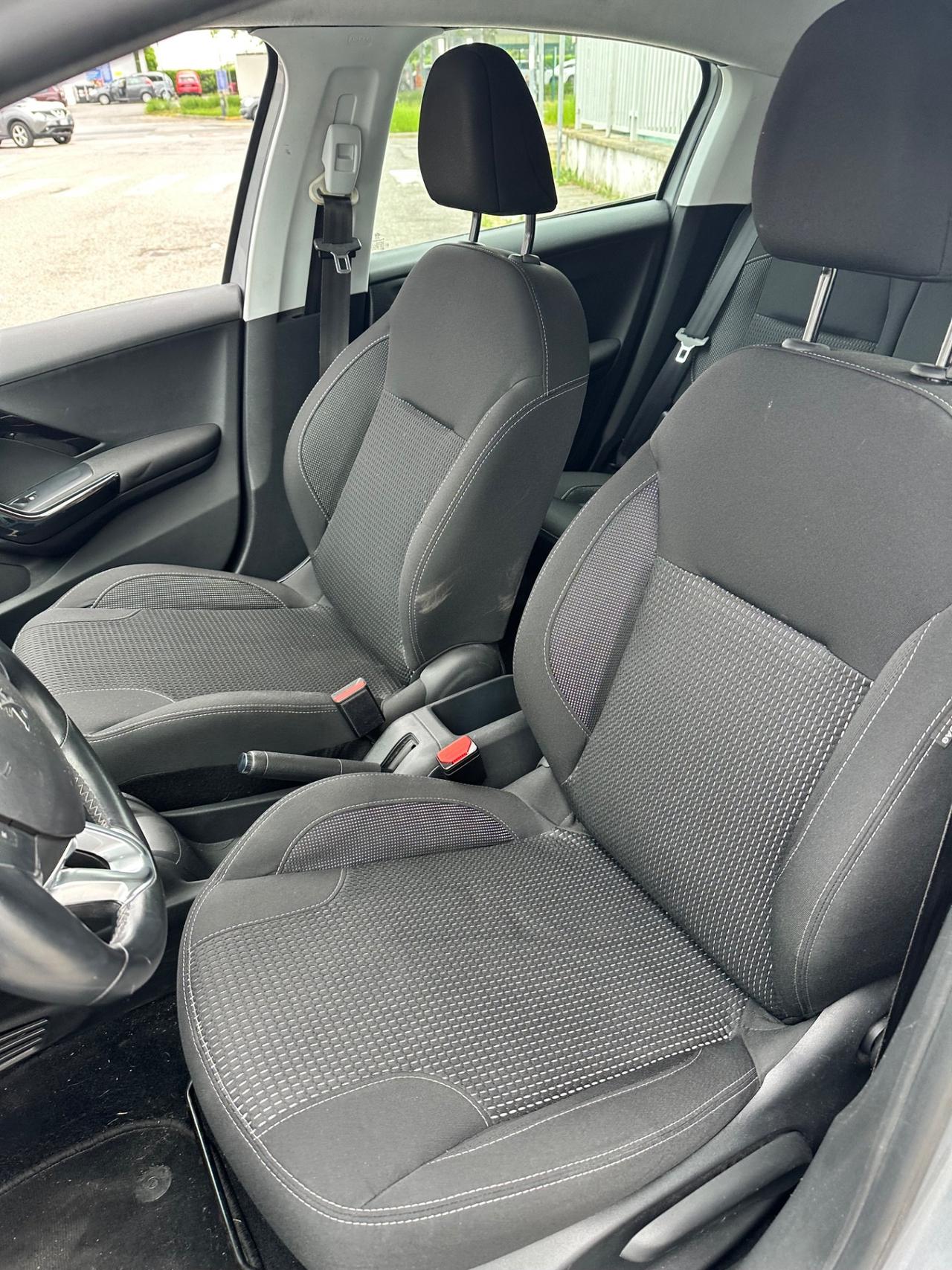 Peugeot 208 PureTech Turbo 110 S&S 5 porte GT Line