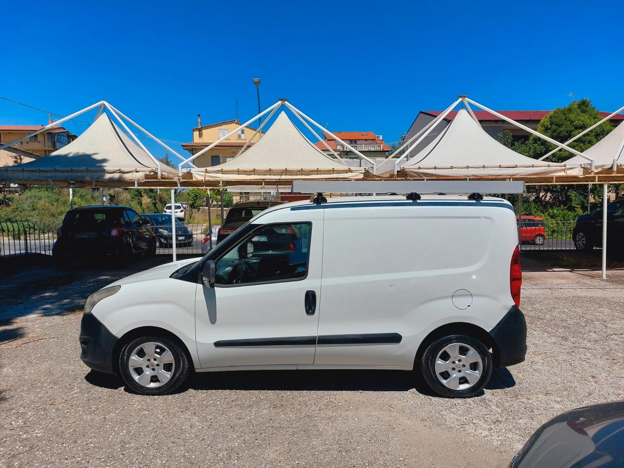 Opel Combo Cargo 1.6 CDTI 105CV - 2014