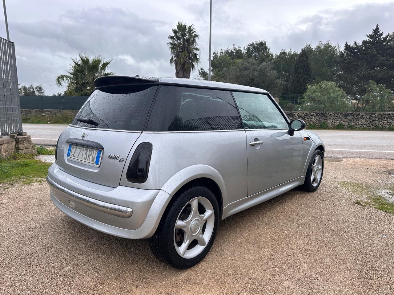 Mini 1.4 tdi One D-2003