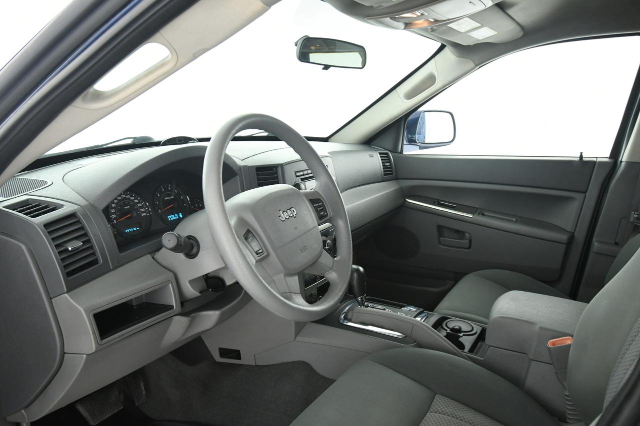 JEEP Grand Cherokee 3.0 V6 crd Laredo auto COMMERCIANTI+GANCIO TRAINO