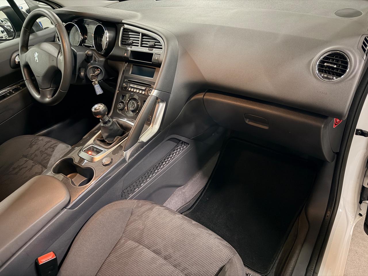 Peugeot 3008 1.6 HDi 115CV Active