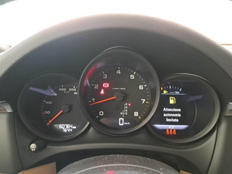 PORSCHE MACAN 2.0 Auto