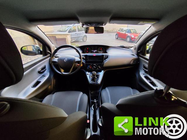 LANCIA Ypsilon 1.2 69 CV 5 porte GPL Ecochic Silver NEOPATENTATI