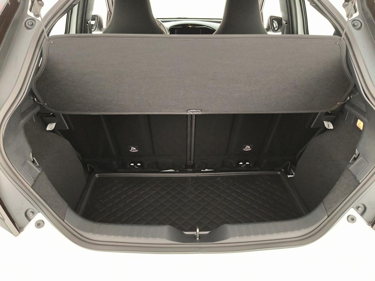 Toyota Aygo x 1.0 active 72cv