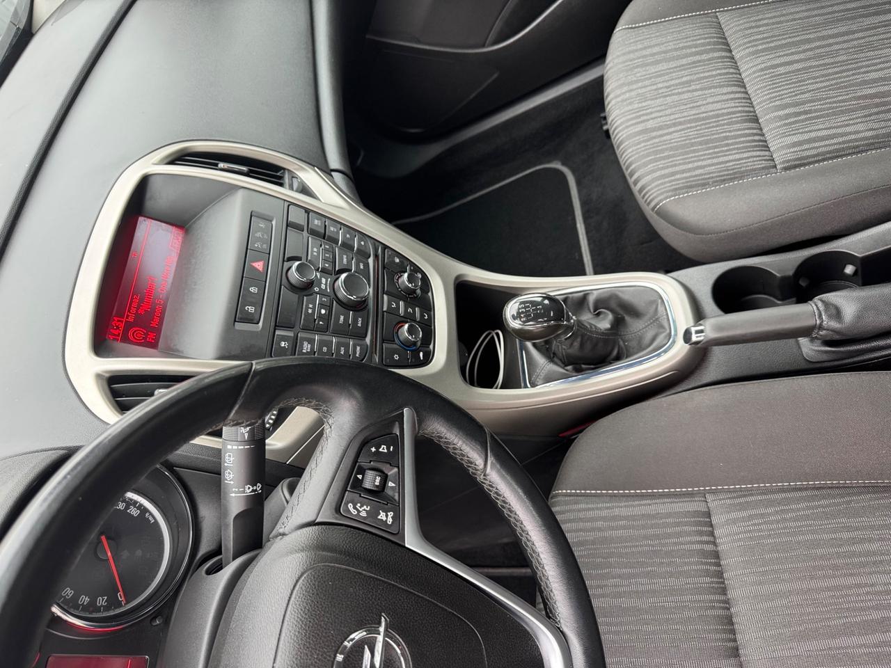 Opel Astra 1.6 115CV 5 porte Cosmo