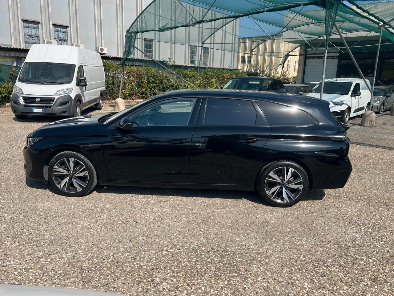 Peugeot 308 BlueHDi 130 S&S SW Allure