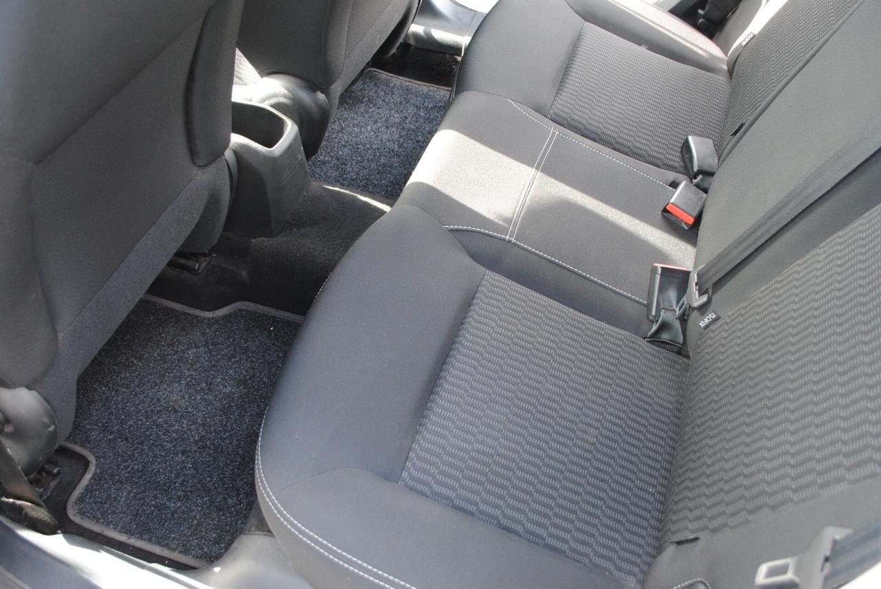 PEUGEOT 208 1.2 82 CV OK NEOPATENTATI