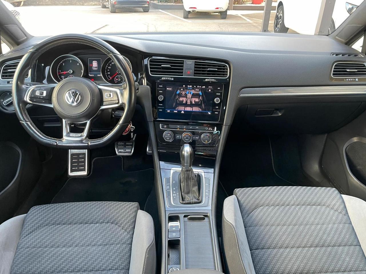 Volkswagen Golf 1.6 TDI 115 CV DSG 5p. R-LINE BlueMotion Technology