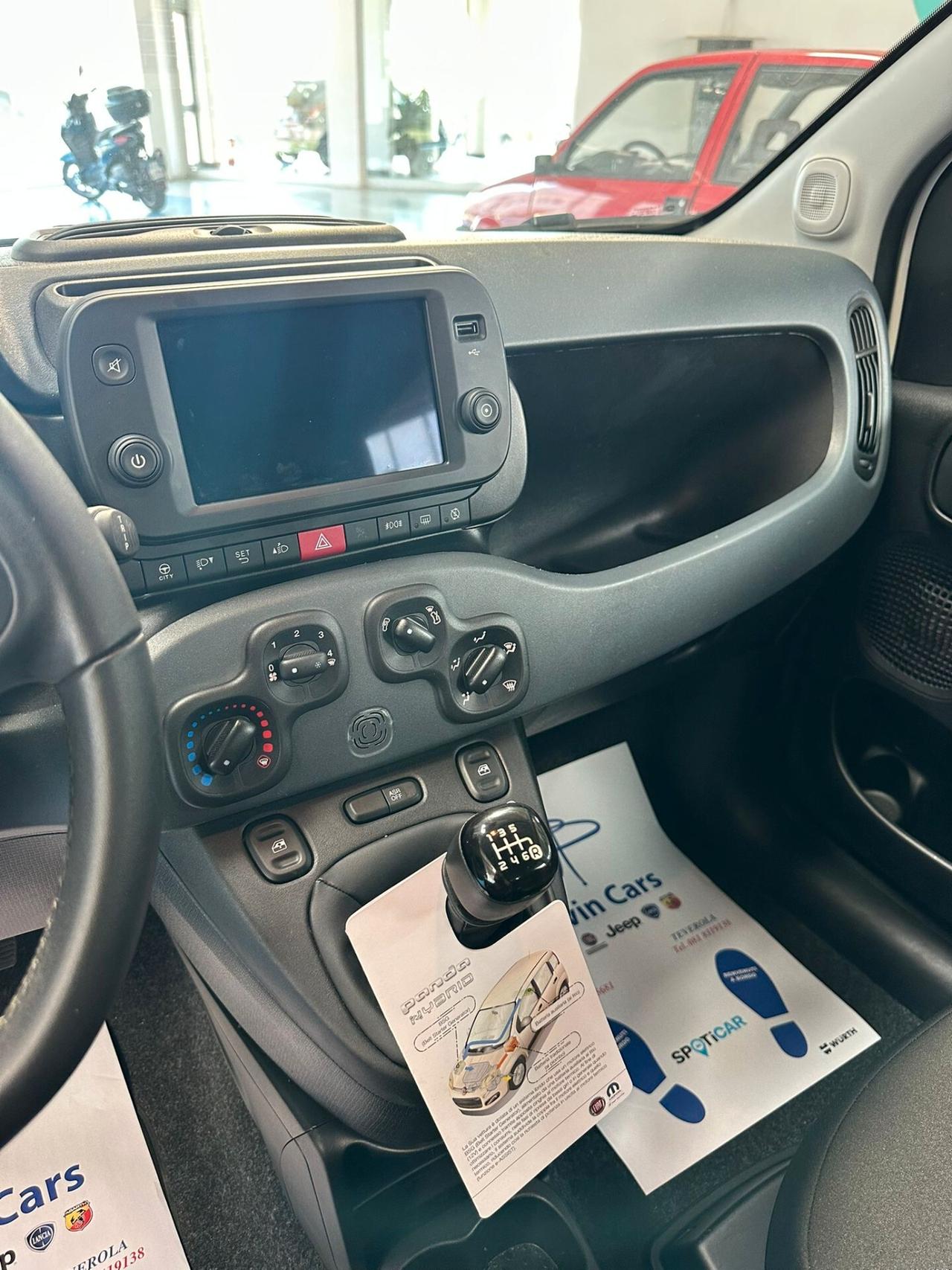Fiat Panda CROSS 1.0 hybrid 2024 km aziendale