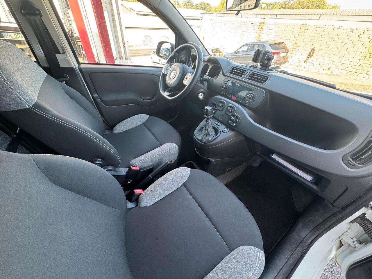 Fiat Panda 1.0 hybrid VAN autocarro 2 posti