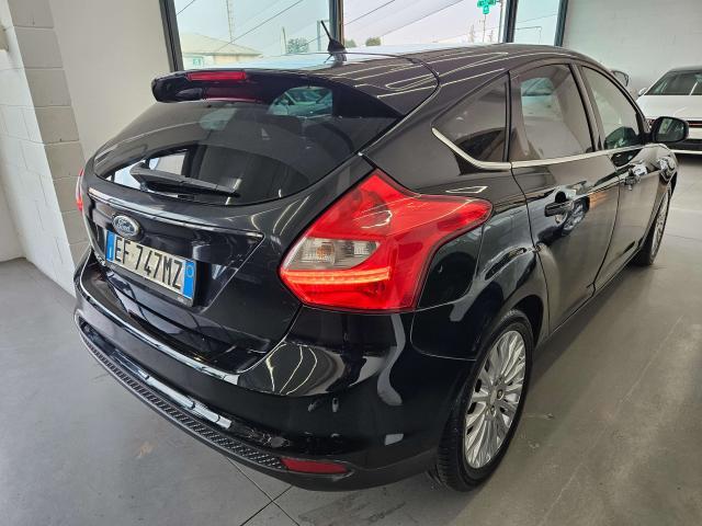 Ford Focus Focus III 2011 1.6 Titanium 125cv 5p