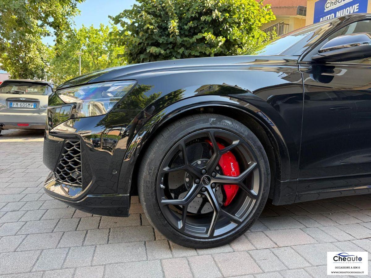 AUDI - RSQ8 - RS Q8 TFSI V8 quattro tiptr. Performance