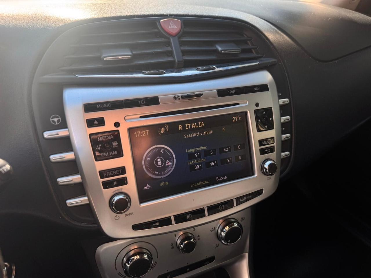 Lancia Delta 1.6 MJT DPF AUTOMATICO